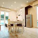 Panorama House *