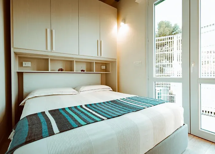 Panorama House Апартаменти Алассіо